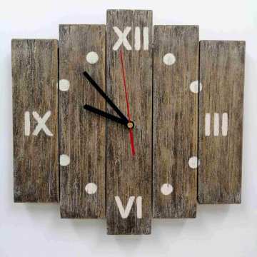 Zegar ścienny drewniany z desek 4
