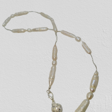 Luksusowy naszyjnik ze specjalnie hodowanych pereł i srebra p.925