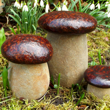 Kamienne grzyby figurki ogrodowe zestaw 3 sztuki