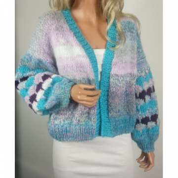 Kolorowy sweter handmade